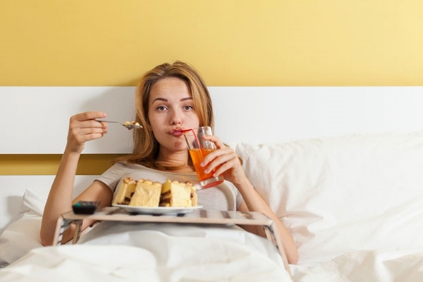 การนอนการกินไม่เกี่ยวกับการทำให้ผิวขาว