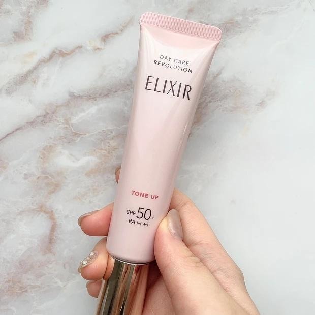 ELIXIR Day Care Revolution Tone-Up