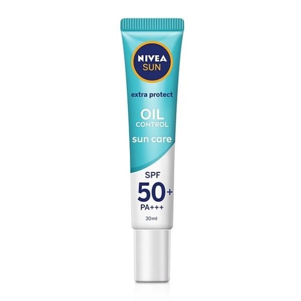 NIVEA Sun Oil Control Face Serum SPF50+ PA++++